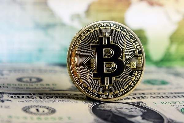 DineroHash tweet media