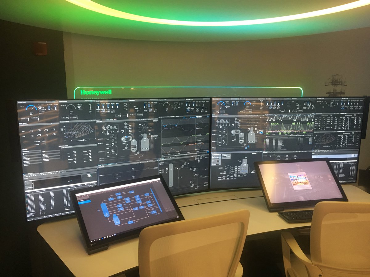TazRajabali's tweet photo. very interesting to see the @honeywell technology center in Dubai this morning; thanks to the team for showing us around! https://t.co/EHYZDx3cP9