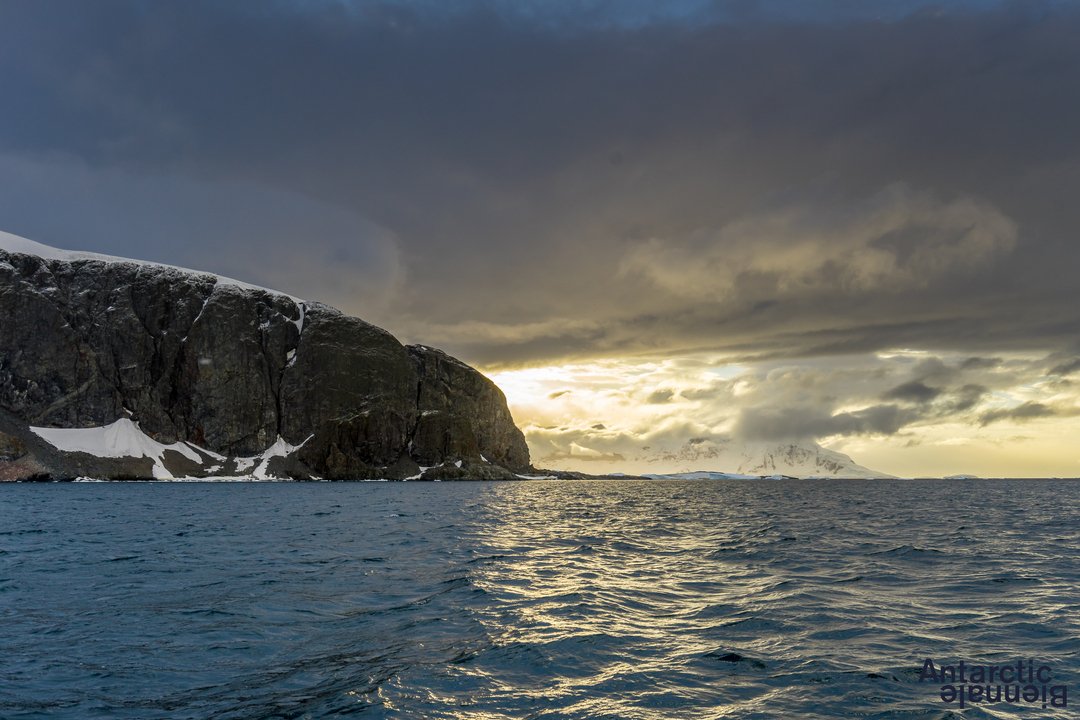 ABiennale's tweet photo. “The thing that is most beautiful about Antarctica is the light. It’s like no other light on Earth, because the air is so free of impurities. You get drugged by it, like when you listen to one of your favorite songs. The light there is a mood-enhancing substance.”
JON KRAKAUER https://t.co/ukgKdQ5xR8