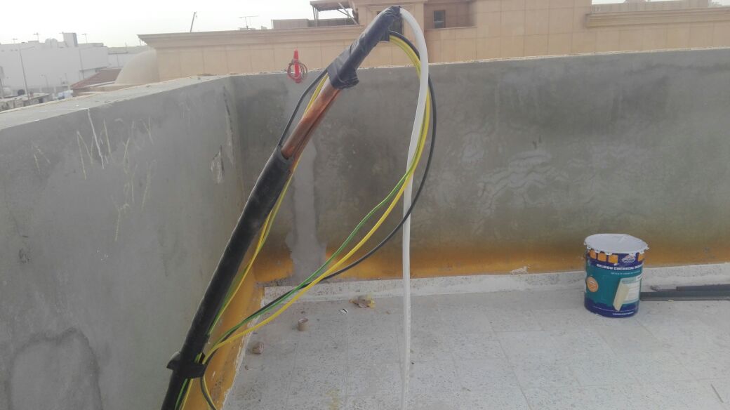 Ellianac_SA's tweet photo. اعمال تمديد النحاس واسلاك الكهرباء لتكيف #سبلت جداري.

#الرياض #جودة_مضمونة #دقه_عمل #هواء_نقي #صيانه #مقاولات #مقاولات_تكييف #صباح_الخير #المهندسين #مكيفات #مكيفات_مركزي #مطاعم_الرياض #تكييف_مركزي #تكييف_اسبيلت #مكيف_سبليت https://t.co/owHf7rihVB