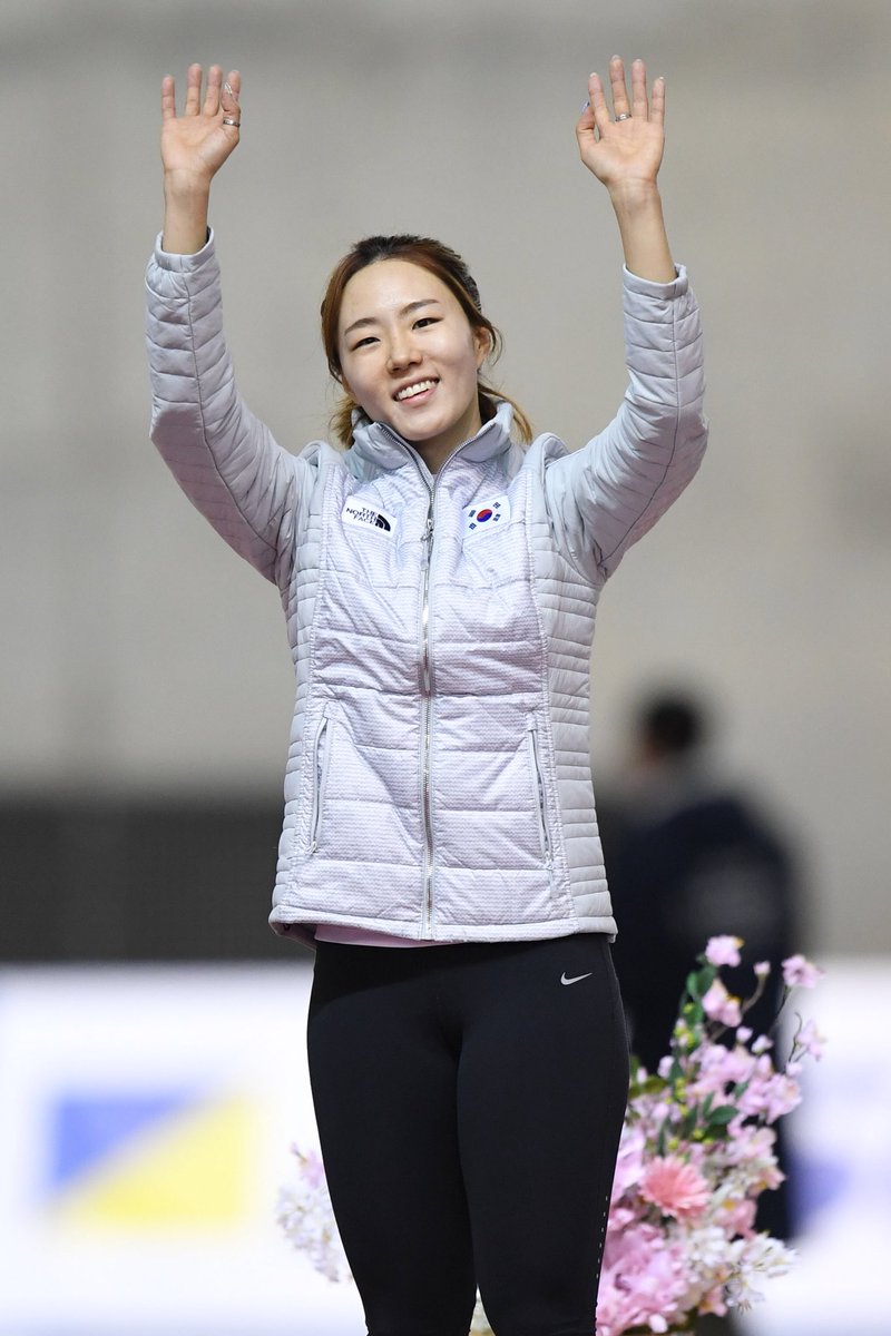 Olympic's tweet image. 이상화 선수가 스피드스케이팅 500m 은메달을 차지했습니다. 축하합니다!🎉
#이상화 #대한민국 #스피드스케이팅 #평창동계올림픽 #2018평창 #올림픽 #은메달 #LeeSangHwa #Kor #SpeedSkating #PyeongChang2018 #Olympics #Silver @pyeongchang2018