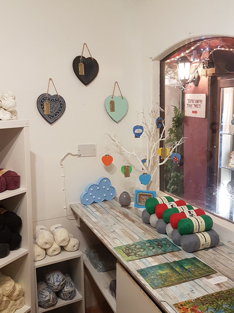 LOADS of good quality #yarn &amp; gifts in #thehousethatjackbuilt #Plymouth #barbican. What a lovely corner to be in!