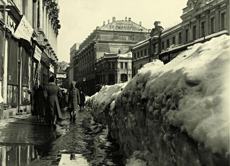 moscowwalks's tweet photo. Кузнецкий мост, 1913г. https://t.co/cG9FRybkb1