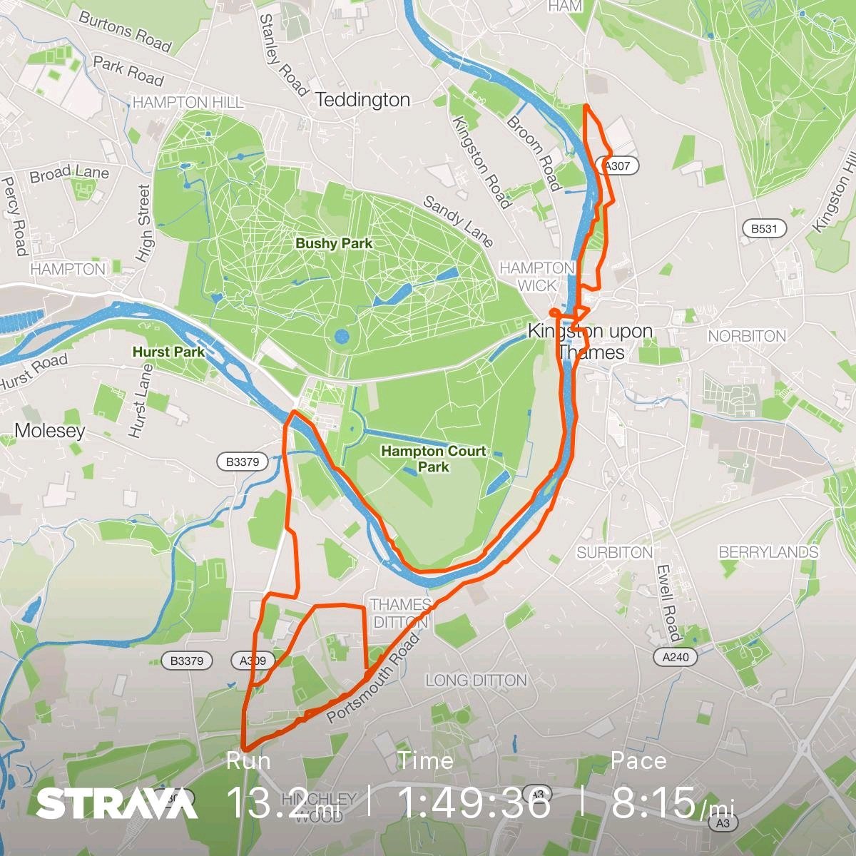 jojobards's tweet photo. Great run smashed my PB 🎉
Hampton court half marathon 
@CwC_UK @LondonMarathon 
@Check out my run on Strava: https://t.co/20F0ll7Y1S https://t.co/oDaJpN2EVY