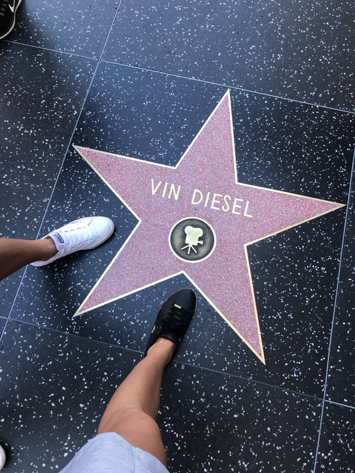 Happy day in hollywod 🤩&hearts;️ https://t.co/zDorYnWhFJ