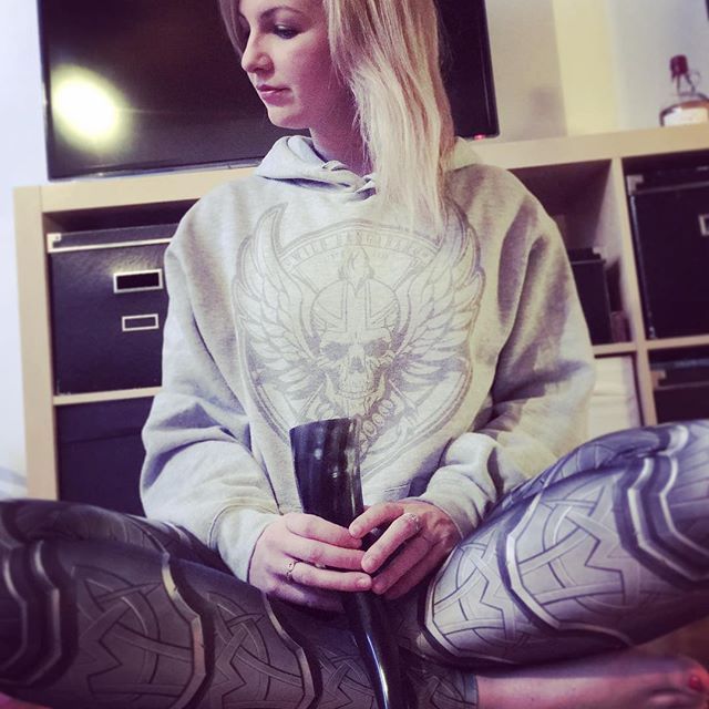 Simona is getting all comfy this Sunday afternoon in her Wild Bangarang Hoodie and her Valkyrie leggings😀🌺  #wbvalkyrie #wblogohoodie #wildbangarang #valkyrie #shieldmaiden #earl #queen #lagertha #viking #vikings #vikinglife #vikingsofinstagram #norse #norsewoman #valhalla