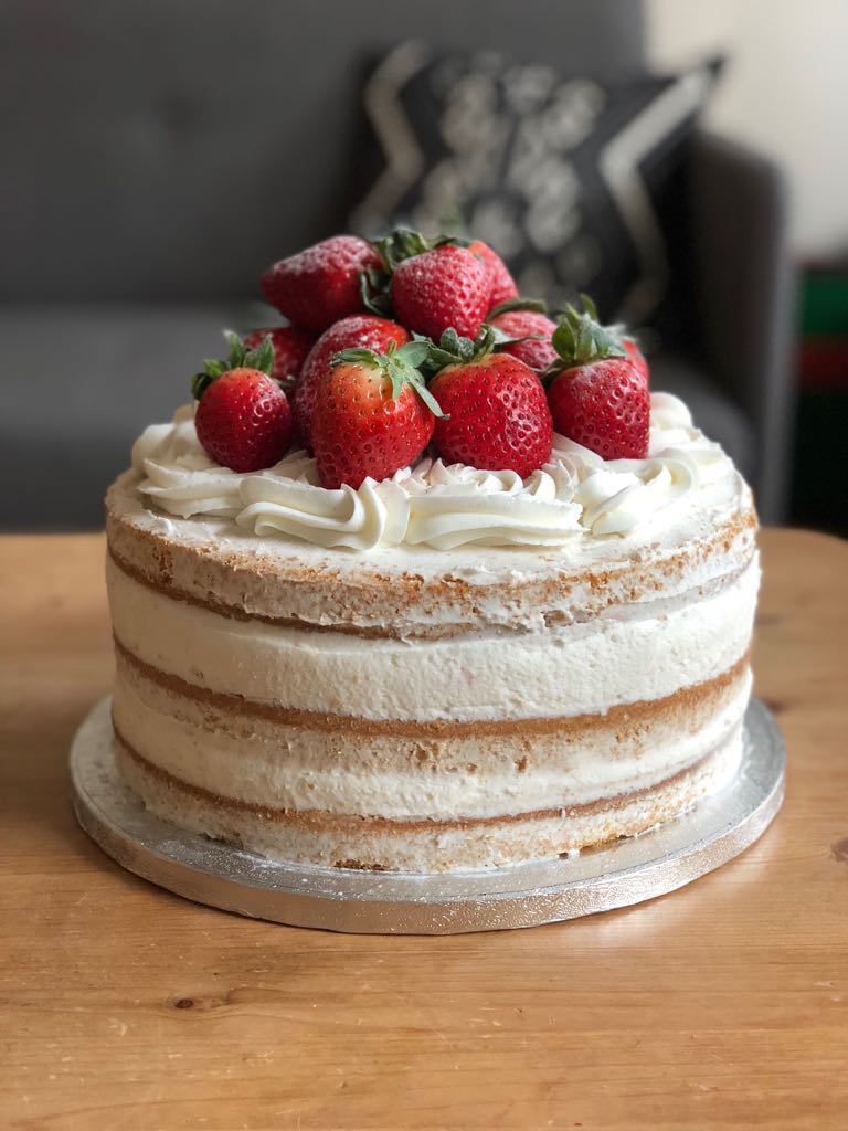 thevintagebb's tweet photo. One of today’s orders was this delicious Victoria sponge celebration cake #strawberriesandcream https://t.co/YeM526Z2bv