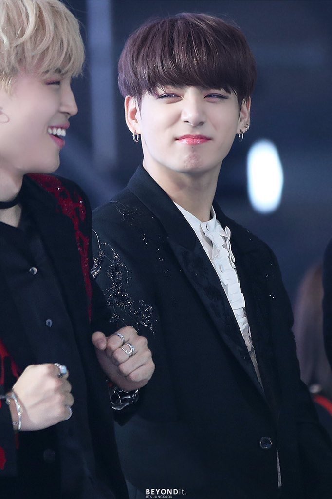 0901_bts_0613's tweet image. 初タグ,もー一度やり直します。

00line (17)

ARMY歴短いです

グクよりallペン　グクミンペン　bts

安定さん募集

#ARMYさんと繋がりたい 
#armyさんと繋がりたい 
#armyさんと猛烈に絡みたいのでいいねしてくれた方フォローします