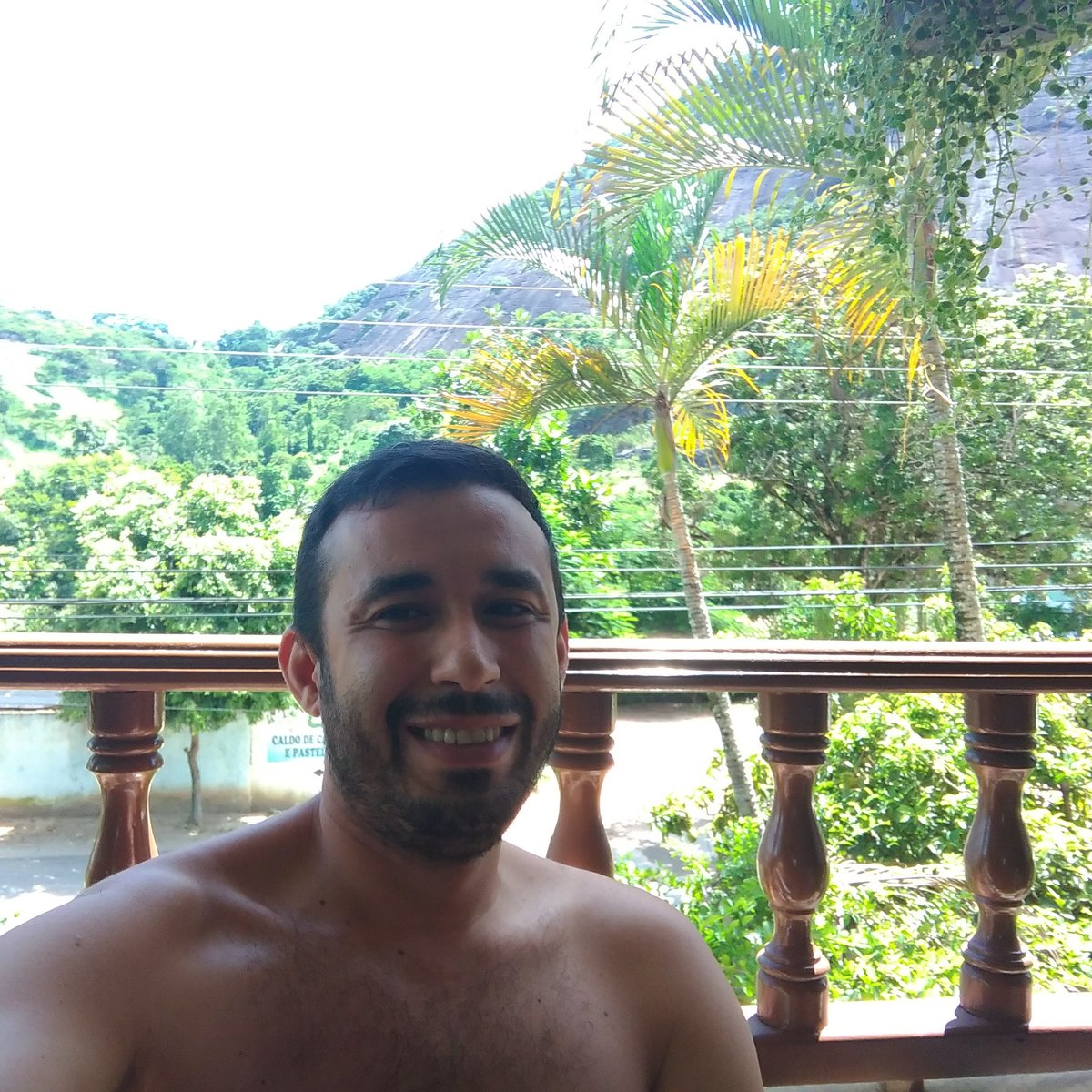 Romenigui1's tweet photo. #NewProfilePic https://t.co/iiWfslzGJC