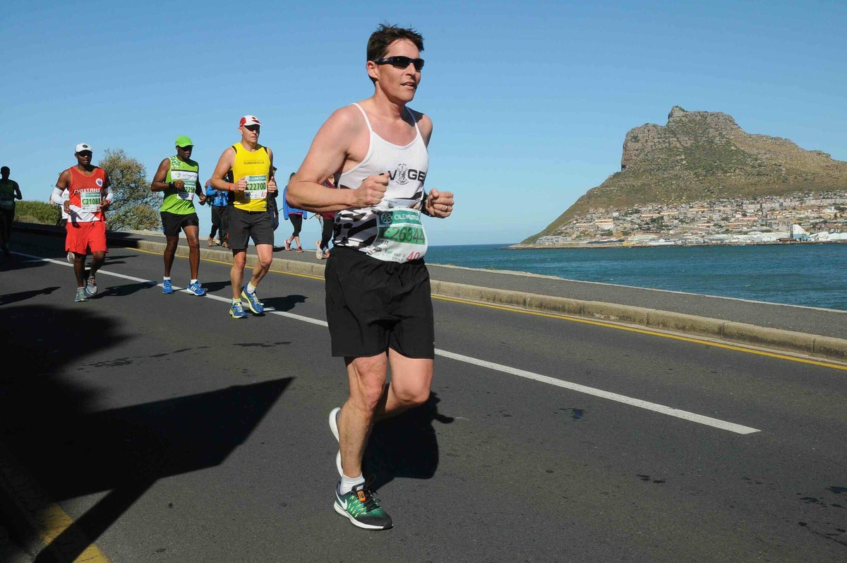 Zuid-Afrikaan en <a href="/2OceansMarathon/">Totalsports Two Oceans Marathon</a> veteraan <a href="/BrettFlorens/">Brett Florens</a> is volgende week de starter van #2riversmarathon bit.ly/2rivers18-bret…