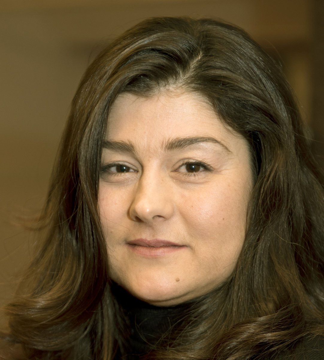Kandidaat 5 Ivelina Chimpireva
ooststellingwerf.pvda.nl/wieiswie/iveli…