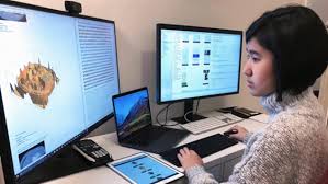 exosnews's tweet photo. نوجوان ۱۴ ساله، #EmmaYang یک #برنامه_کاربردی تلفن همراه برای افراد مبتلا به #آلزایمر مینویسد که با فناوری #تشخیص_چهره در یافتن نسبت فرد با بیمار موثر خواهد بود
#پزشکی #سلامت_دیجیتال #برنامه_نویسی #کدنویسی #سالمندان https://t.co/YdjnuwpB7S https://t.co/eDc2oisP7n