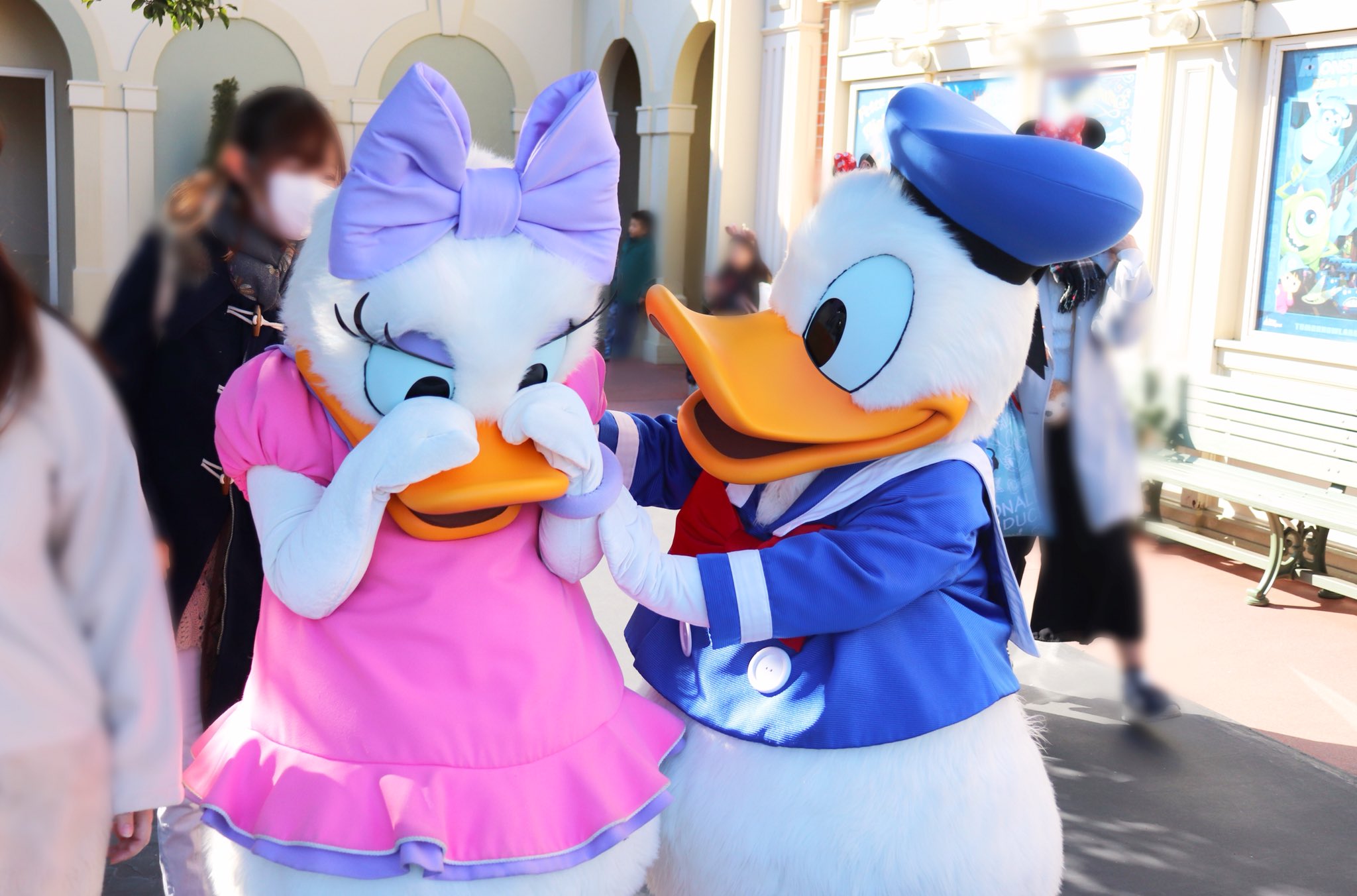 Twitter 上的 ろびん Robin ドナルドが自分以外とキスしてるのを見て泣いちゃったデイジーさん T Co No33wmvfxb Twitter