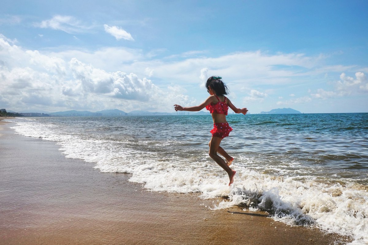 maymore's tweet photo. want her to be happy every day.
#happyday #sea #beach #girl #Kids https://t.co/Pvdk7MgSFM