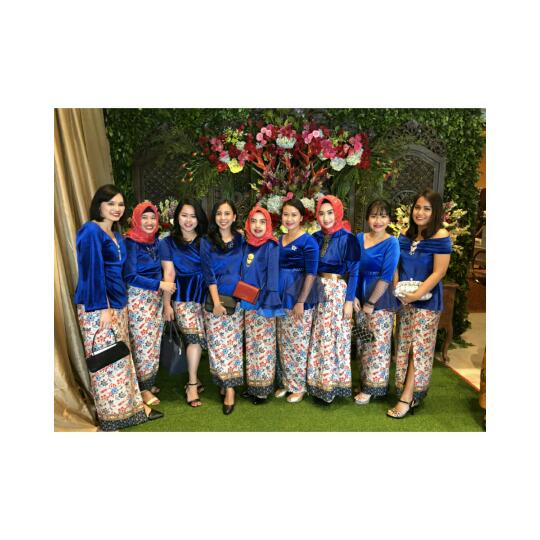 haliabutra's tweet photo. #weddingintatezza @aramintaa 💋💕 https://t.co/2L5srrbnxq
