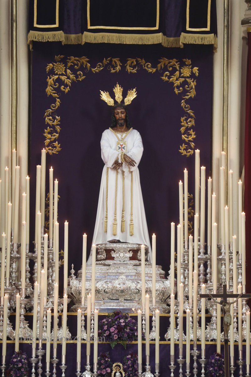 LMFotosCofrades's tweet photo. Quinario de Nuestro Padre Jesús Cautivo (@cautivotrinidad ) #CofradiasMLG https://t.co/6AIugI4IOD