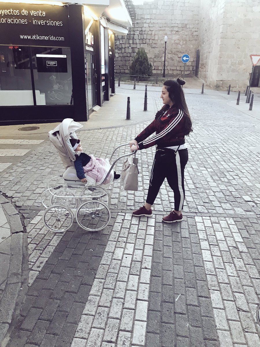 inesmh3's tweet photo. Tarde de paseo con mi princesa adorada 😍❤️ https://t.co/FrQe5j9pfY