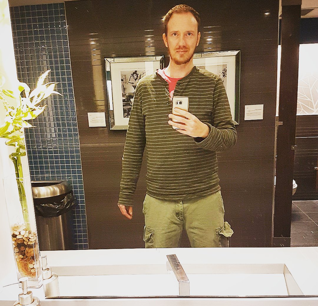 adrycoolwit's tweet photo. #WakandaForever
#VIP bathroom #selfie for BLACK PANTHER
And wine, poutine, and chicken fingers!
#blackpanther #marvel #mcu #blackpanthersmatter #sundayfunday #movie #movieday #viptheatre #cineplex #blueeyes #beard #stubble #mustache #wine #poutine #chickenfingers #allthefoods https://t.co/PwEzw7yyO5