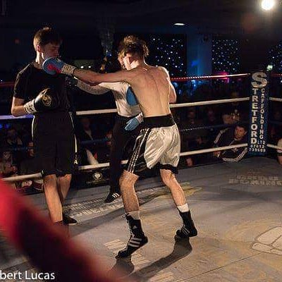 BoxingFour's tweet image. 