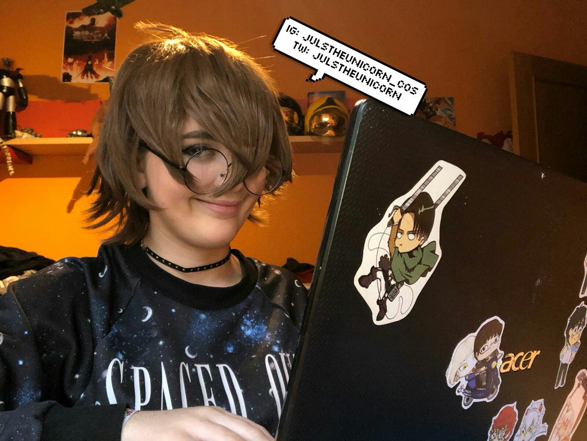 Jhudipsa's tweet photo. Bueno, con estas fotos no quiero decir que soy muy tonta (que también) sino que voy a la #WinterFreak2018 de Pidge *Sábado* con el traje "de verdad" y pues na' que a ver si veo a gente de Voltron y eso (๑•̀ㅂ•́)و✧
#WinterFreak #Pidge #PidgeCosplay #VAMONOH #Voltron https://t.co/UpkaLirpPE