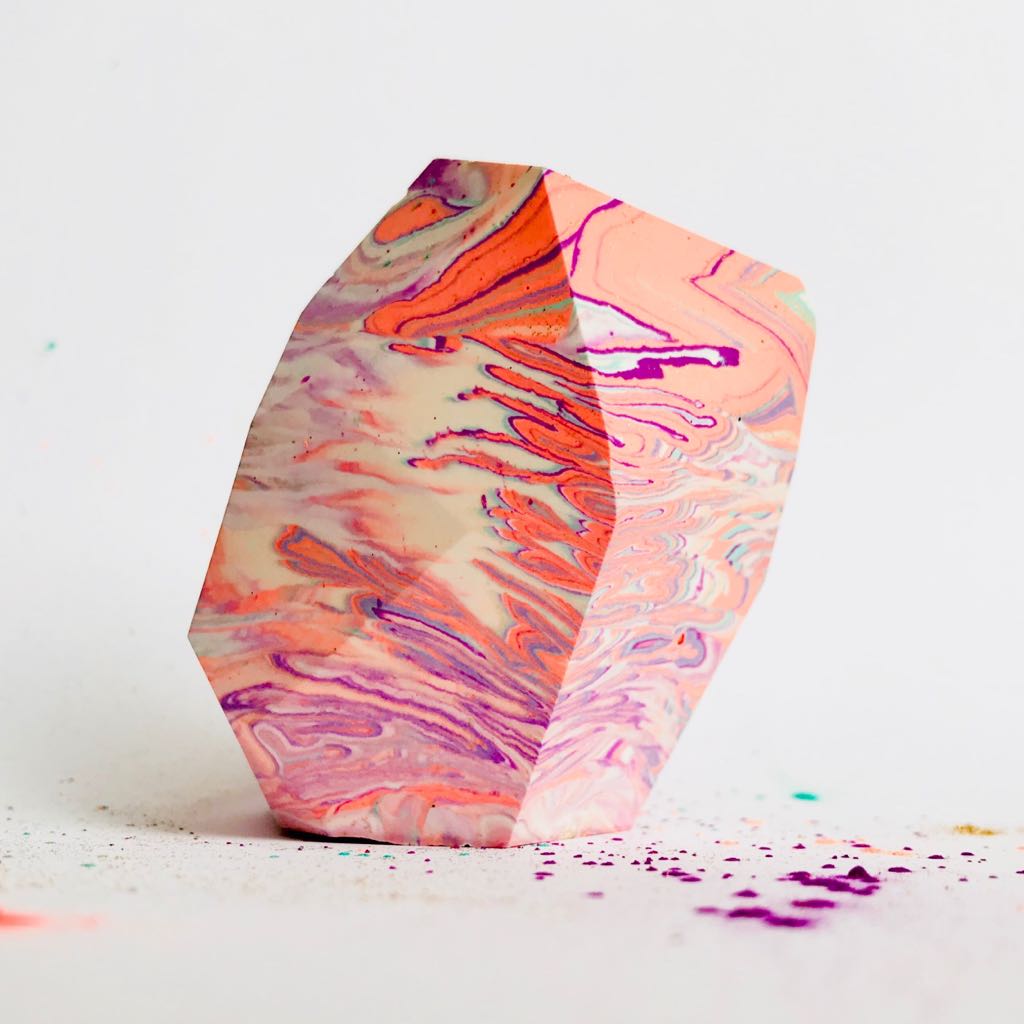salfordstar09's tweet photo. Salford 3-D designer reaches final of Liberty London talent search - and now needs our votes! https://t.co/I9CIvpLXKm #LibertyOpenCall #MissHandled #Salford @SalfordUni @LibertyLondon https://t.co/EMHZhu5T0w