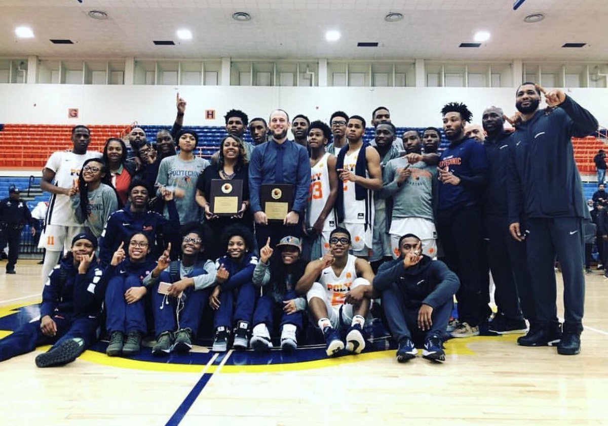 WhoMeechTV's tweet photo. Our family vs your team 🤙🏾 #2times 🏆🏆 https://t.co/4MAB0lyfy5