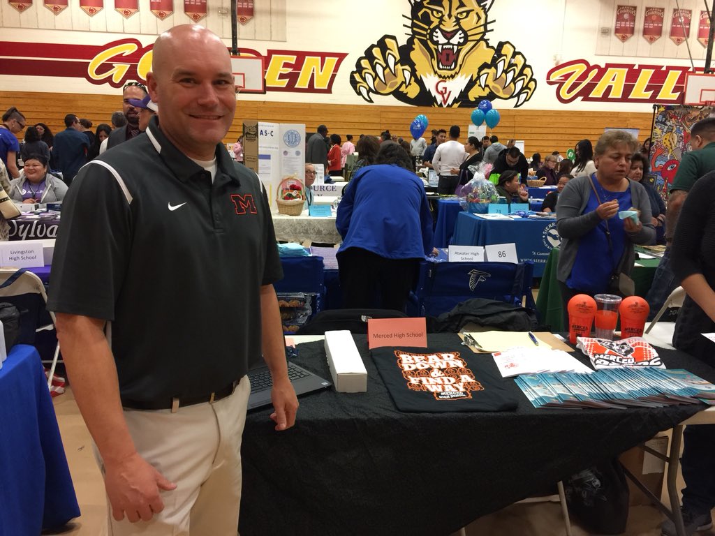 caguilarrusd's tweet photo. Parent Institute 2018 @BuhachColony @MentorTuftsEd  @MercedUHSD @SuptPeterson @RLopez4MUHSD #muhsd #iammerced https://t.co/LQQ1CX0uaX