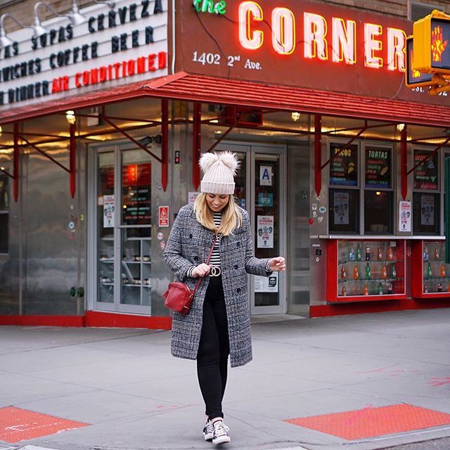 jackiegiardina's tweet photo. Post @ikeausa 🛒 Pre Tacos 🌮 & Snow ❄️
.
.
.
.
.
.
.
📸 @tracya_davis | https://t.co/3Cdes7GU1b #liketkit @liketoknow.it #LTKunder50 #LTKstyletip #laesquina #plaidcoat #shein #conversegirl #oldnavy #onstyle #pompomhat #doublepompom #pompombeanie #pear… https://t.co/ckvD04hgcM https://t.co/wfP1webmu6