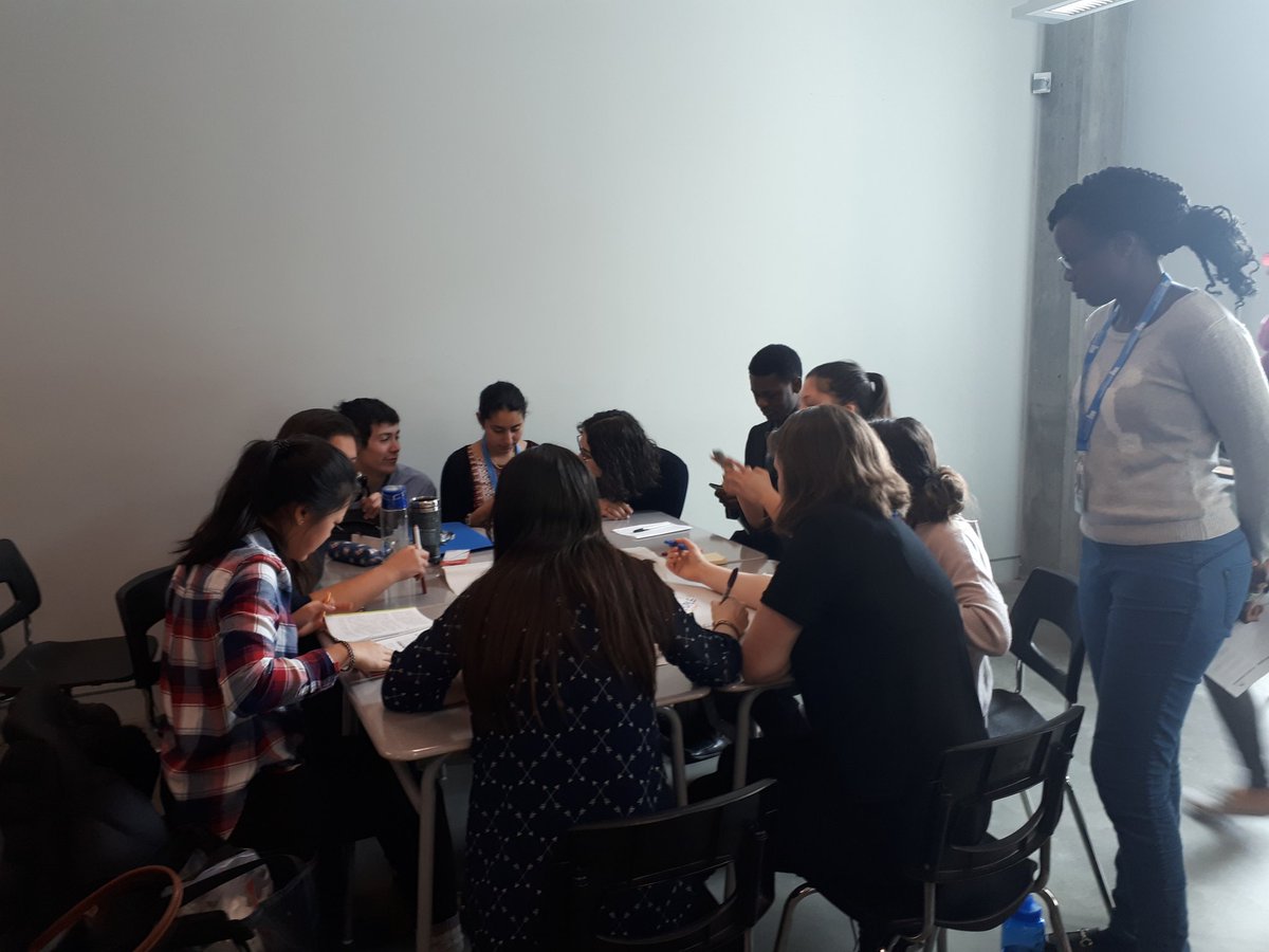 ClauBeaudoin's tweet photo. On prépare les résultats pour l'Assemblée citoyenne #eh2018 @INM_voix . https://t.co/YdCGcJPZQ0