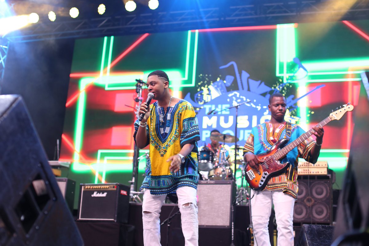 Timmaaay_'s tweet photo. Third place went to Grand Bahama’s very own St. George’s! They won $2,000! [🇧🇸🎤] #TMPBahamas https://t.co/1jANezaa0h