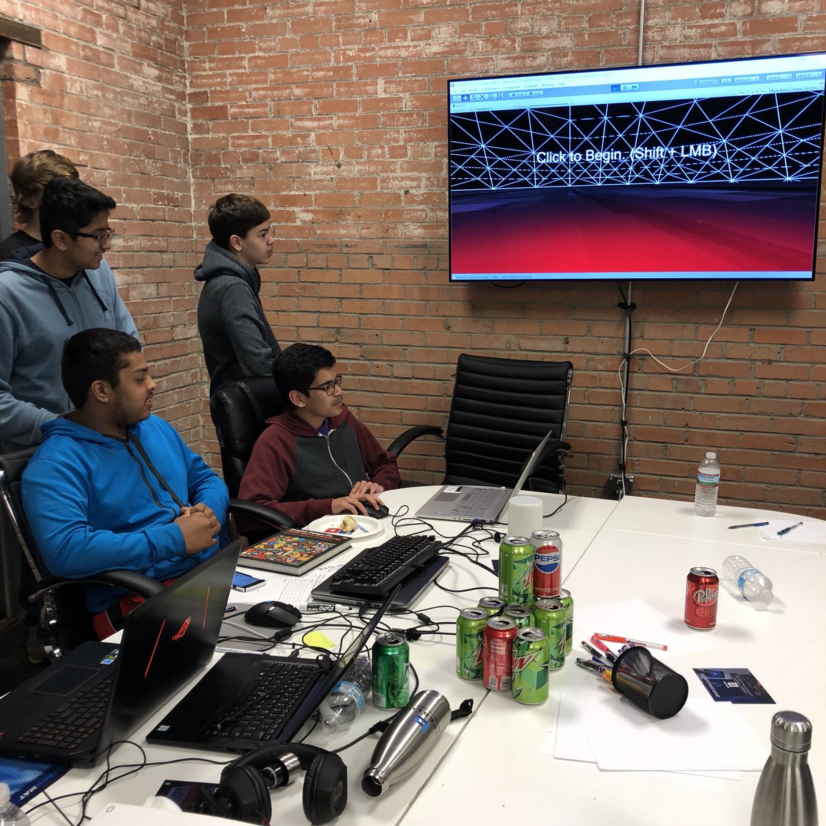 lifeblue's tweet photo. Teamwork makes the dream work for #CodeDayDFW! Multiplayer games, great graphics, API integrations, audio engineering...the list goes on. #DIY #selftaught #CodeDay https://t.co/ew2nwzUvmH