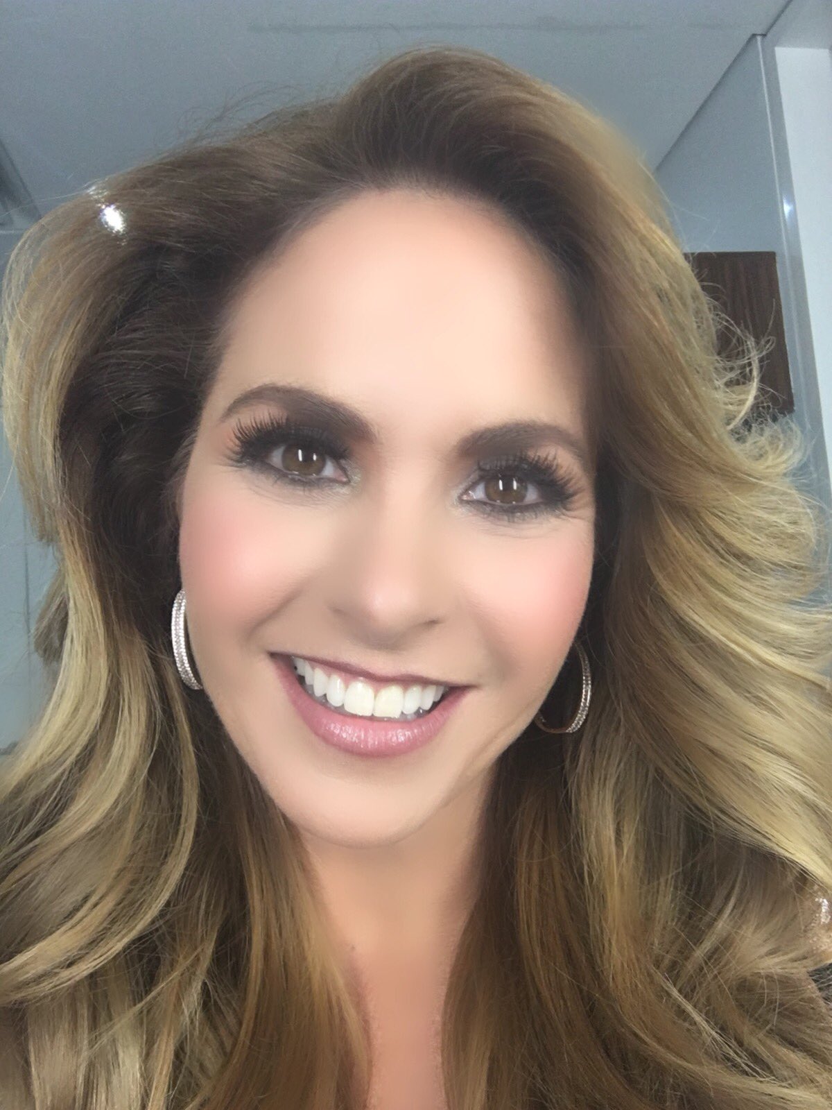 Luzia paulino on Twitter: "Rainha @LuceroMexico LUCERO NO DOMINGO LEGAL…