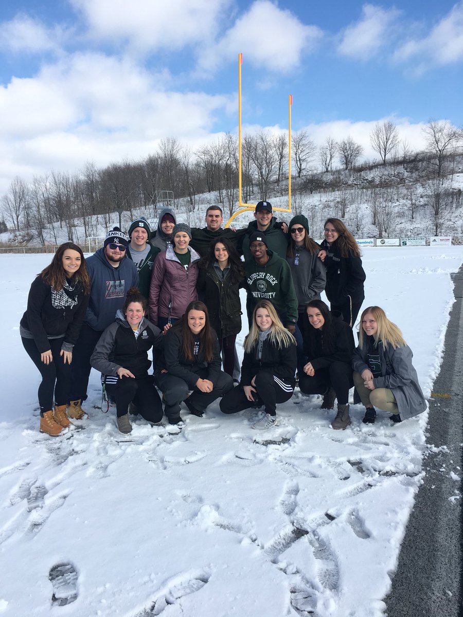 SRU_ATA's tweet photo. ATA ran the second 40 of the day! Our fastest is 5.22 seconds as of right now! Come see us at the stadium 👍🏼 https://t.co/s3gsxIDORU