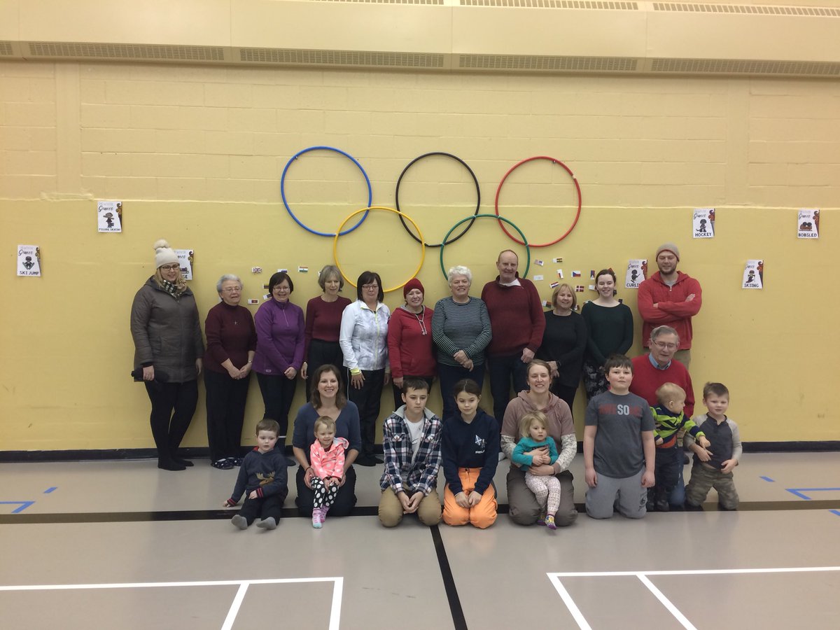 macneilce's tweet photo. Lovely day for a walk in Iona!!  @ArosNaMara @HikeNS Thanks @RankinSchool for partnering with us and to all that participated today!! https://t.co/I5MOcS5TCp