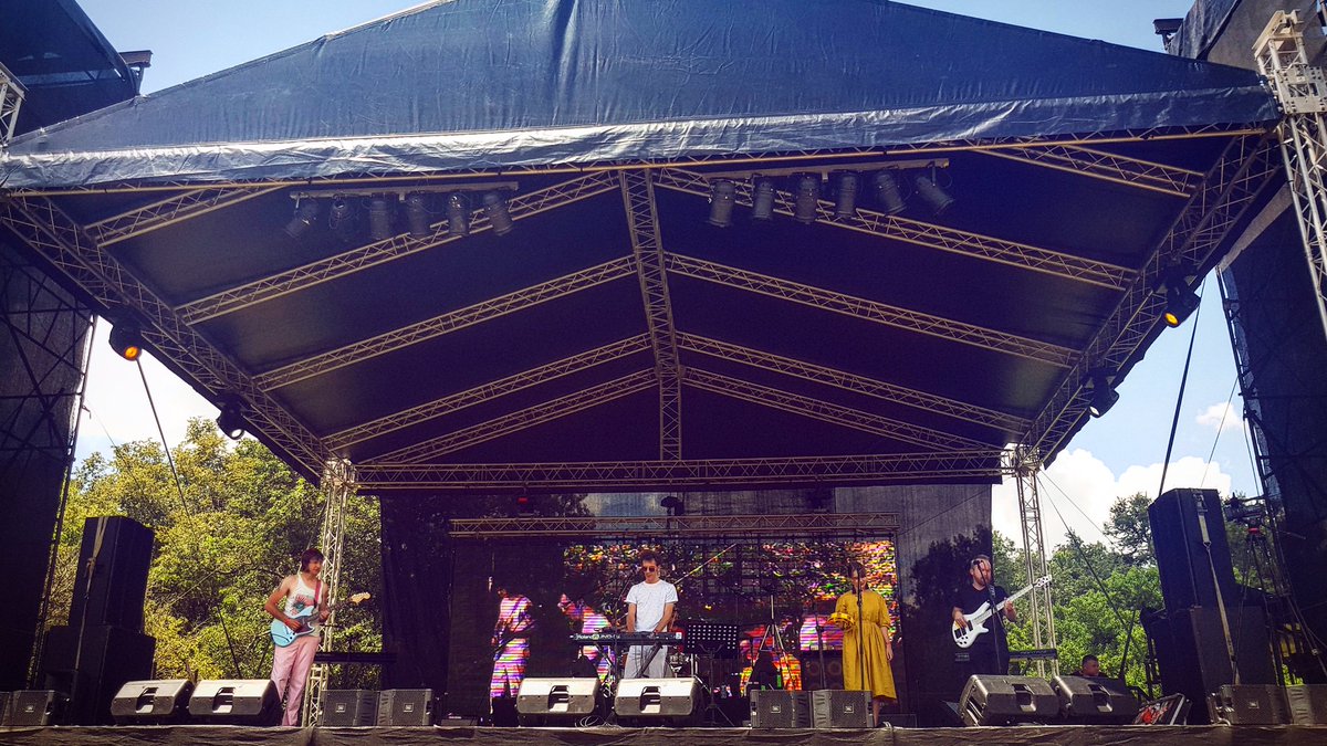 adventuremansa's tweet photo. What an amazing show! Thanks to everyone who came to watch ❤ Also I got to meet @CTDBrad - what an honour 😁😁 #CrashTestDummies #livemusic https://t.co/b4a46N2Am1