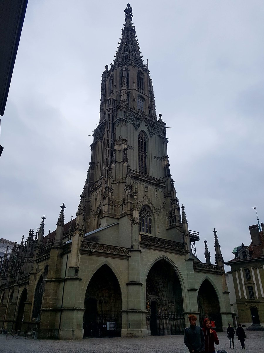 utcn6thform's tweet photo. Great day in Bern, including the a visit to the Einstein Museum, and a look at his school report! #UTC #physics https://t.co/JUU1XF63WM