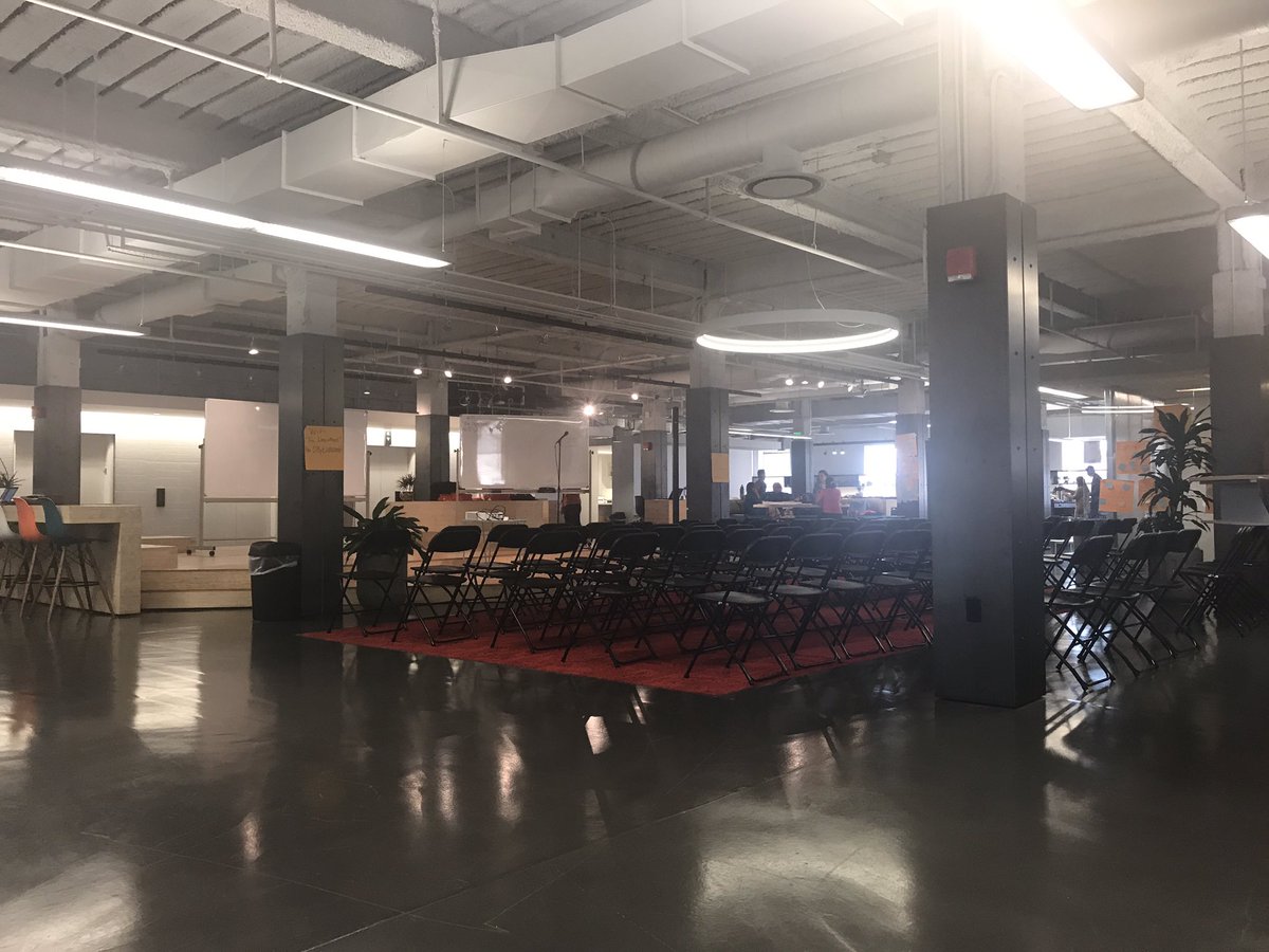foxkristiana's tweet photo. Enjoying being a mentor and helping teams prepare for their presentations for @swphx at @DepartmentPHX. #swphx https://t.co/xHRoiQai5G