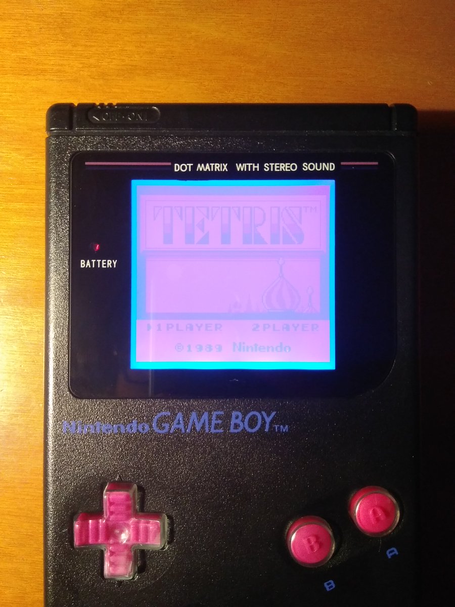 Tkc プロサウンド化とかusb給電化とか充電池化とか 比較的地味な改造からやってたので バックライト付けて劇的に使い勝手が変化したことで喜びもひとしお はじめてのゲームボーイ改造にしてはかなりうまくいったんじゃないかな こいつの改造は