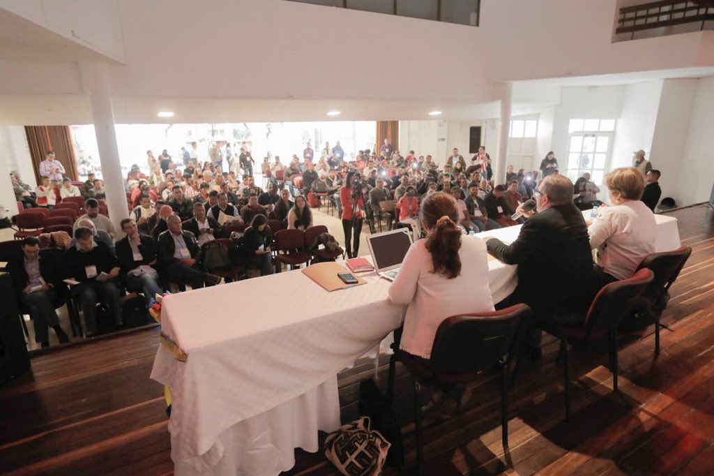 NCprensa's tweet photo. Finaliza en #Bogotá el II Consejo Patriótico Nacional de @marchapatriota. Candidato presidencial @TimoFARC agradece el compromiso de la organización en defensa de la vida https://t.co/x0OmdVlDYf