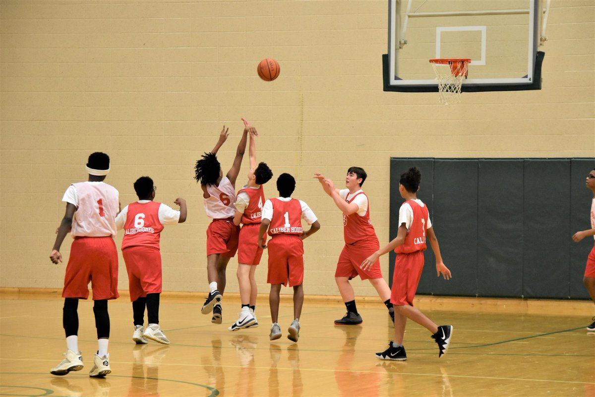 ampil6pack's tweet photo. Love watching @FCVAthletics and @belzerathletics students playing hard together on #LTBBL Saturdays!! Great talent, athleticism, and sportsmanship combined! Best rec league out there with so many @ltgoodnews students, (boys and girls), involved! Good stuff!! https://t.co/NQWOb9JvGQ