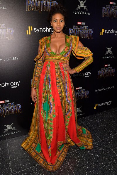 KyeTheCreator's tweet photo. Can we take a moment to witness the effortless beauty that @dolabunny is? Thank you for choosing Mind Of Kye to experience one of the greatest movies/Movements of all time, The Black Panther Movie ! ✊🏾🖤Making Black History Everyday, Issa lifestyle 🐞 https://t.co/2PVdjH9nEl https://t.co/gcqFewkIaz