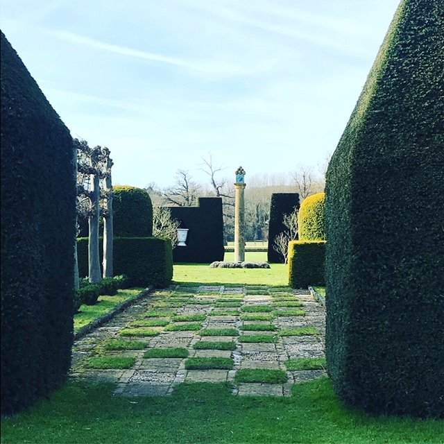 Kent_and_Stowe's tweet photo. Sssshhhhhh we have a #secret to tell you #comingsoon #secretgarden #2018project #allwillberevealed on photoshoot 📷 https://t.co/ZKKE9lhciU