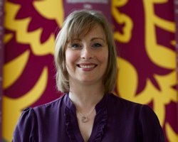 Befitting to feature Physiotherapist, Susan Robinson, during Heart Month; one of our staff who exudes warmth and heart to patients, students and colleagues alike! Check out her profile here: bit.ly/2i5Wa84
•
•
#Mac #McMaster #physiotherapy #physio #MacSportsMed