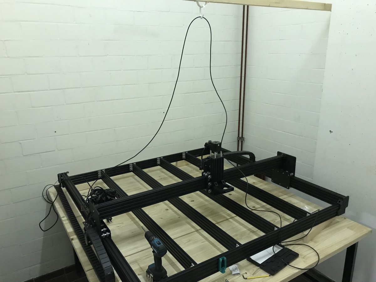 comakingspace's tweet photo. The router finally has its table and some cable management!
#workbeeCNC @ooznest https://t.co/hs7ByASRHa