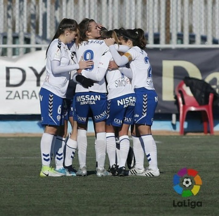 ZaragozaCFF's tweet photo. PRIMER EQUIPO | 📣 Os vamos a decir una cosa...¡¡¡ Aquí no se rinde nadie !!! 

#YoConfío #ZaragozaNuncaSeRinde https://t.co/aphjl6QkdQ