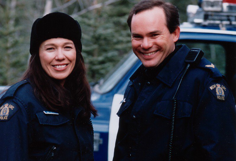 tv_eh's tweet photo. Hey classic #Cdntv fans! Don't forget: all six seasons of North of 60 begin airing Monday-Friday on #APTN starting TOMORROW. Fly in to Lynx River https://t.co/VcB6BGr43r @ImTinaKeeper @tomjacksonca @APTN @dakota_house https://t.co/90QbNFDtK4