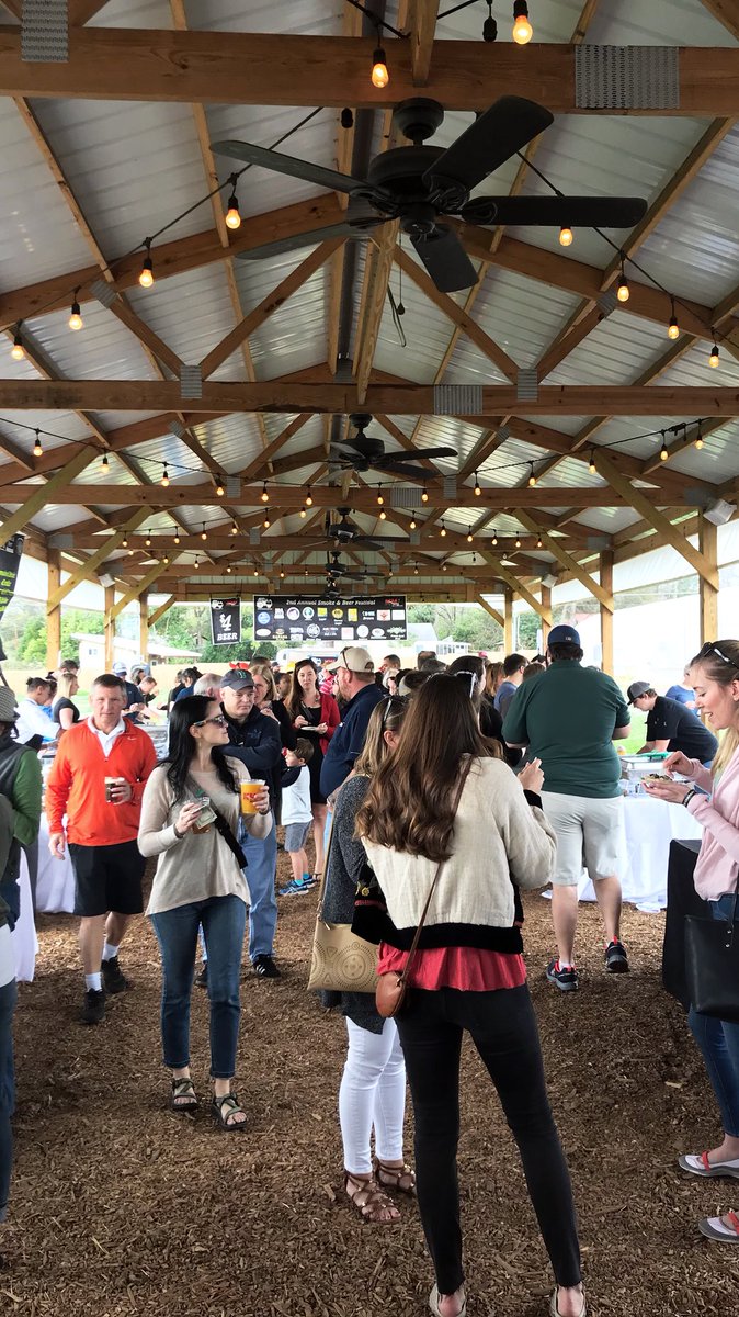 kw_beverage's tweet image. @ColaBeerWeek is coming to a close here at @CityRootsSC for the @F2TProductions Smoke and Beer Festival! Fun and tasty times! Good luck to the chefs! #distributefun