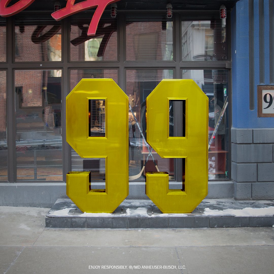 Get ready to get Gold-Synced at Gretzky’s. Be at <a href="/WayneGretzky/">Wayne Gretzky</a>'sTO for the rest of our nation’s biggest goals. #LetItShine