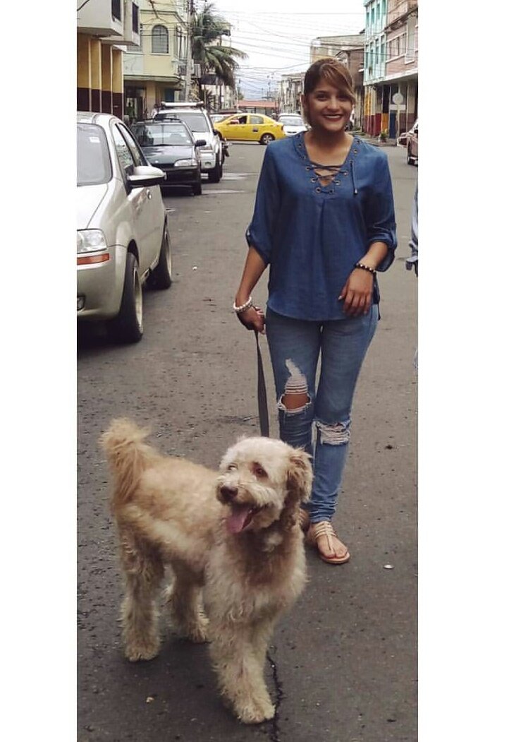 Beelana_'s tweet photo. Cuando mi perro #simurdiera me saca a pasear 😂😂😂 https://t.co/T4Ogmd201N