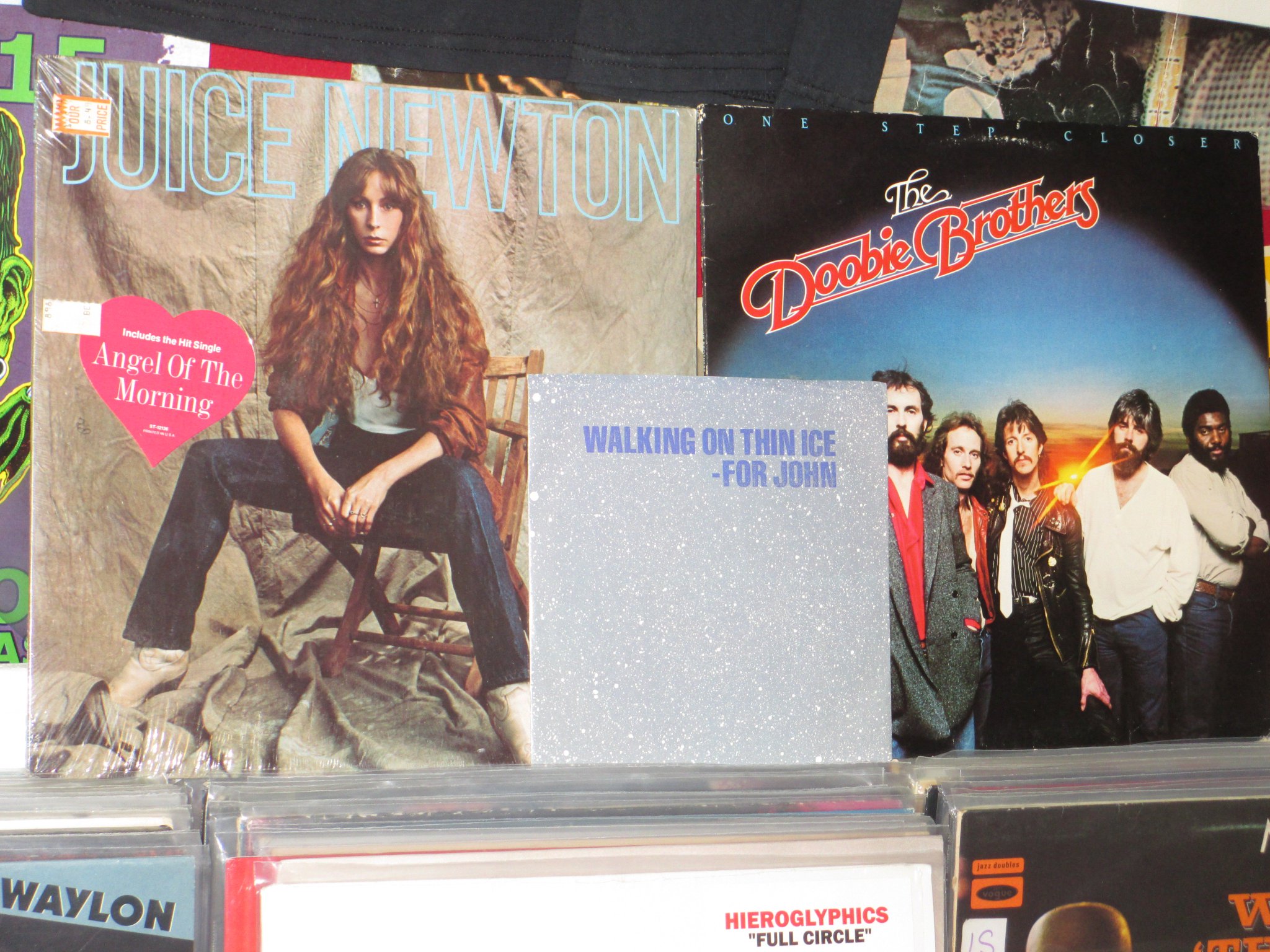 Happy Birthday to Juice Newton, Yoko Ono & the late Keith Knudsen of the Doobie Brothers 